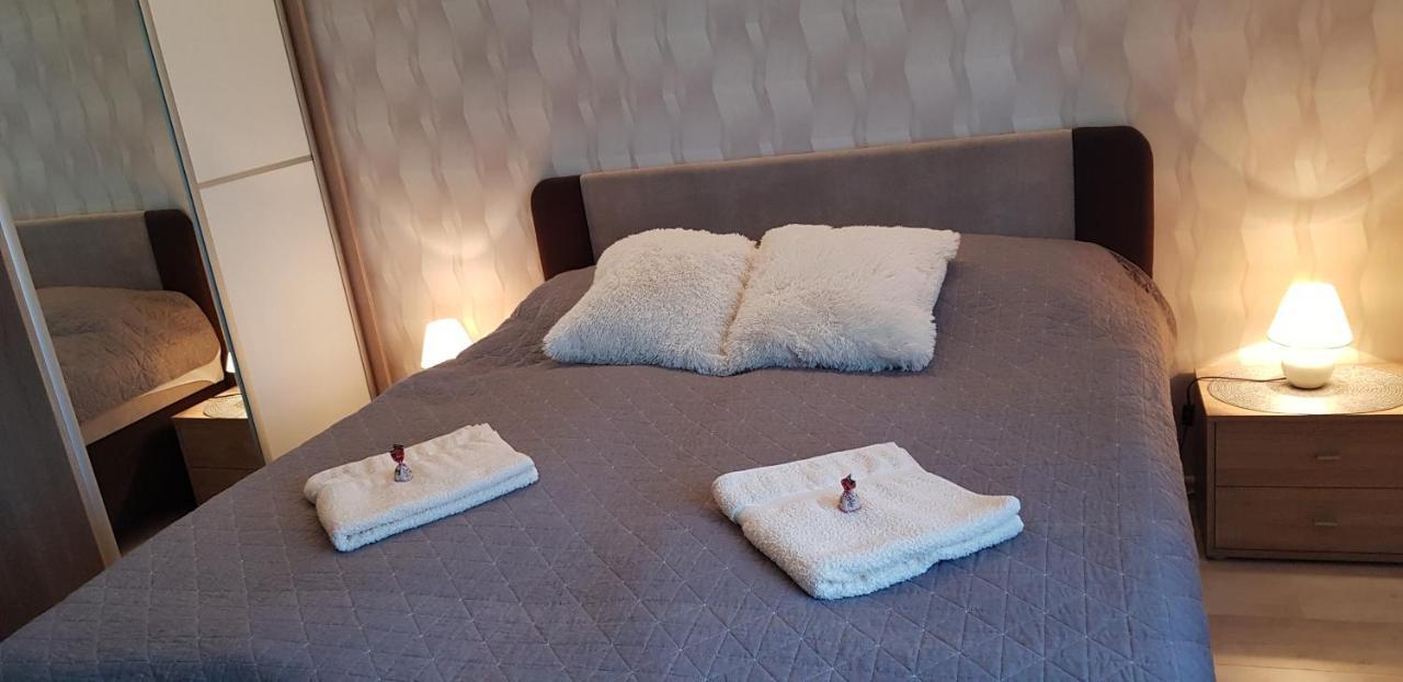 Rozsa Apartmanhaz Сегед Экстерьер фото